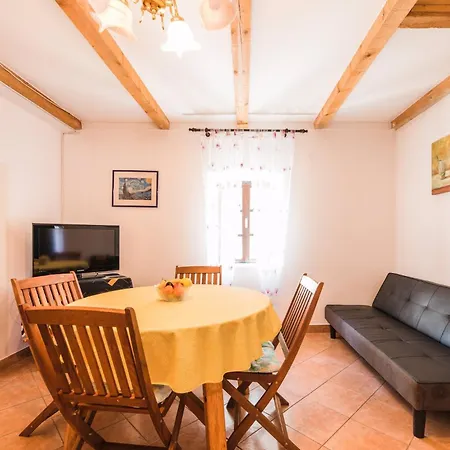 In 41909 Apartament