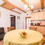 In 41909 Apartmán Bribir (Primorje-Gorski Kotar)