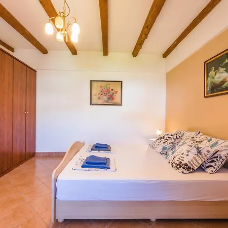 In 41909 Apartament *