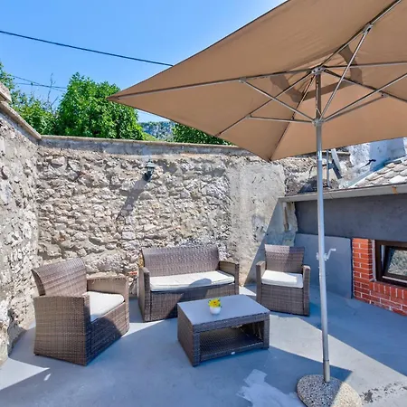In 41909 Apartament *