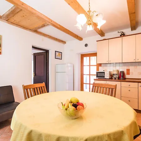 In 41909 Apartament Bribir (Primorje-Gorski Kotar)